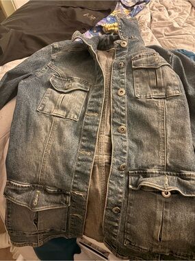 Women’s size small fitted jean jacket